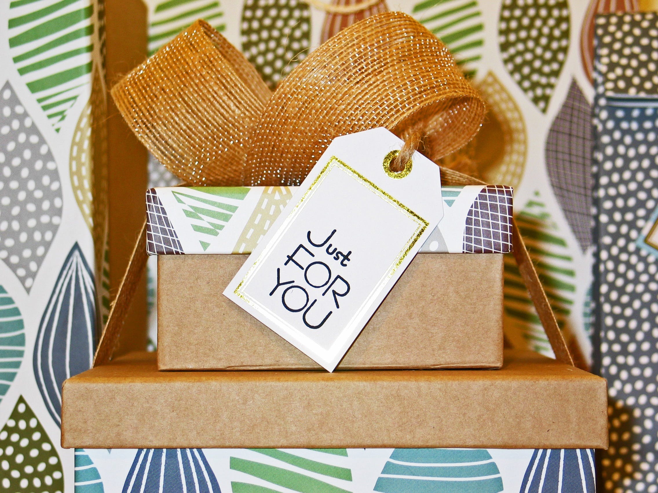 How to Pick the Perfect Gift for Accountants